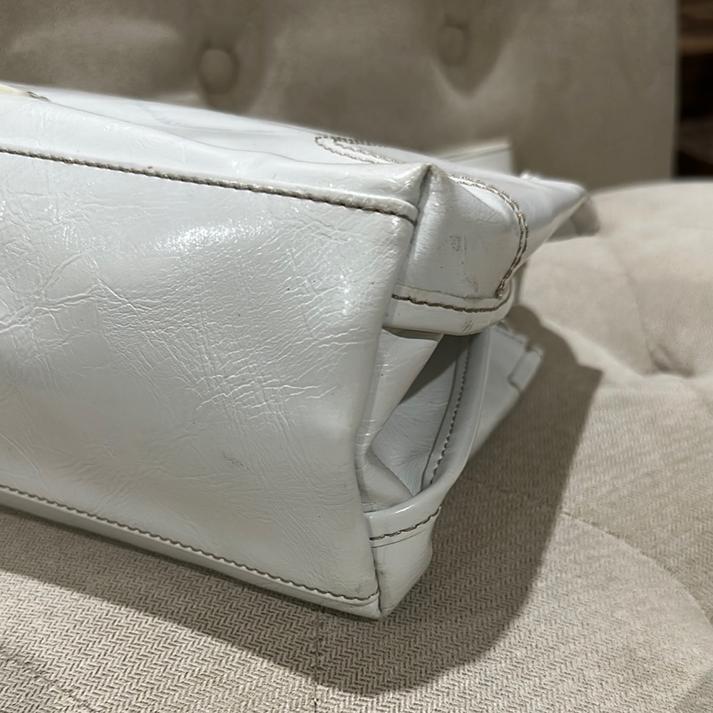 Nine & Co. Brown and White Shoulder Bags Elegant Design - Picture 9 of 11